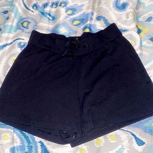 black lulu shorts